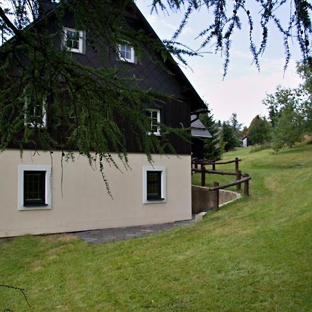 Chaloupka Slamenka Villa Loučná pod Klínovcem Exterior foto