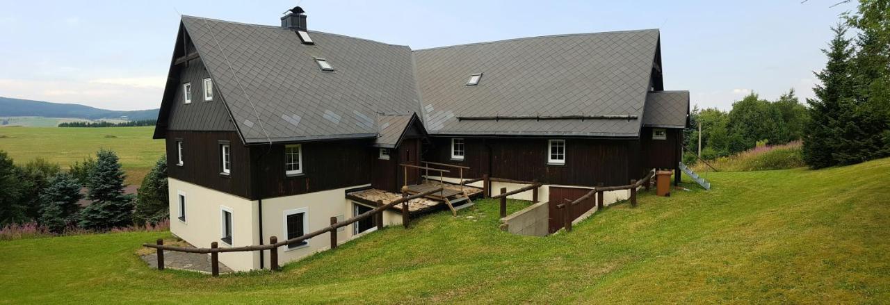 Chaloupka Slamenka Villa Loučná pod Klínovcem Exterior foto