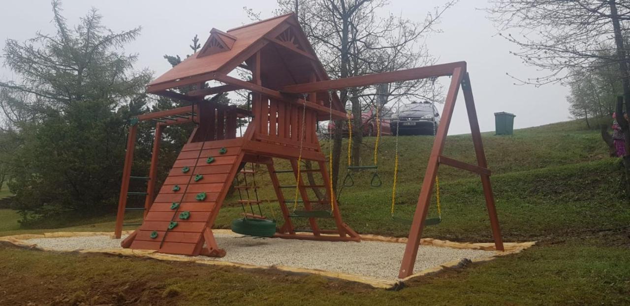 Chaloupka Slamenka Villa Loučná pod Klínovcem Exterior foto